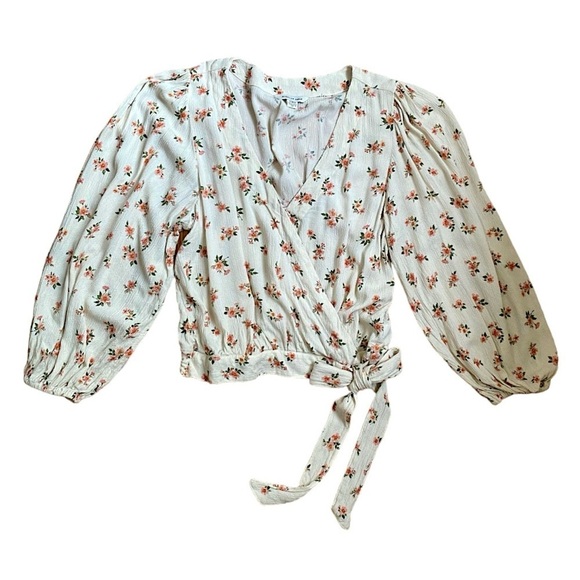 American Eagle Outfitters Cropped Floral Print Balloon Sleeve V-Neck Blouse - Picture 2 of 8